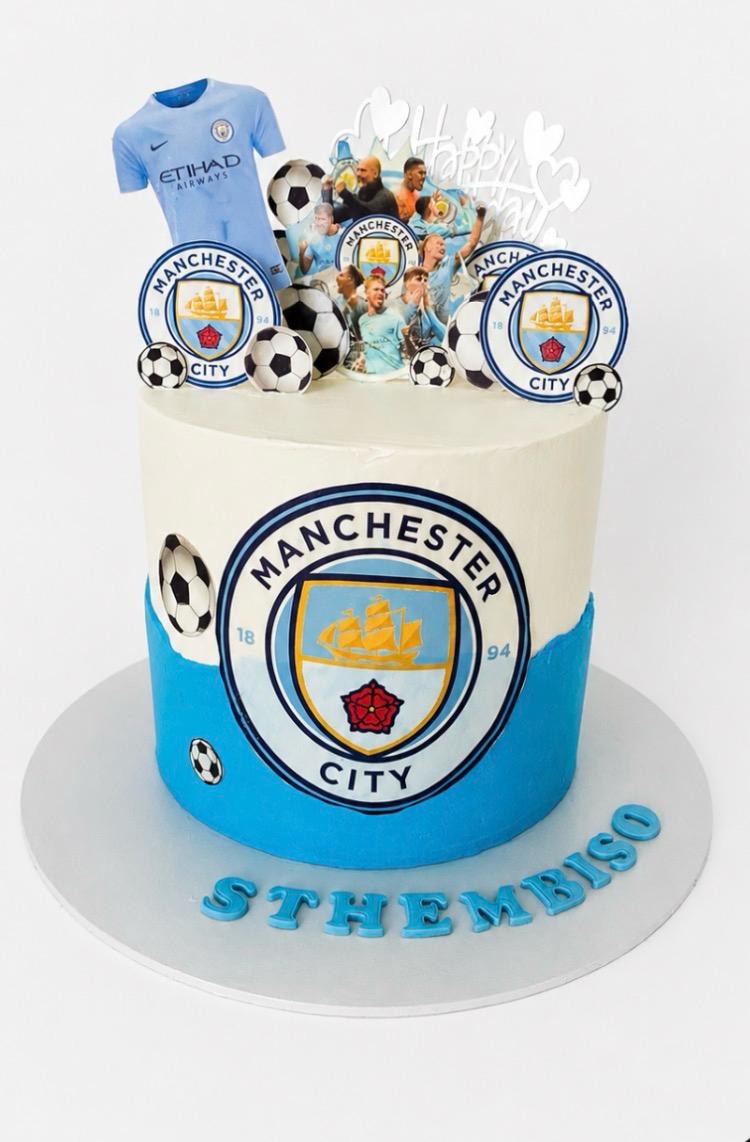 Manchester City themed kiddies birthday cake